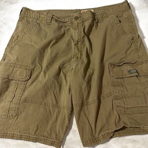 Wrangler Authentics Men’s Khaki Cargo Shorts Utility Casual Outdoor